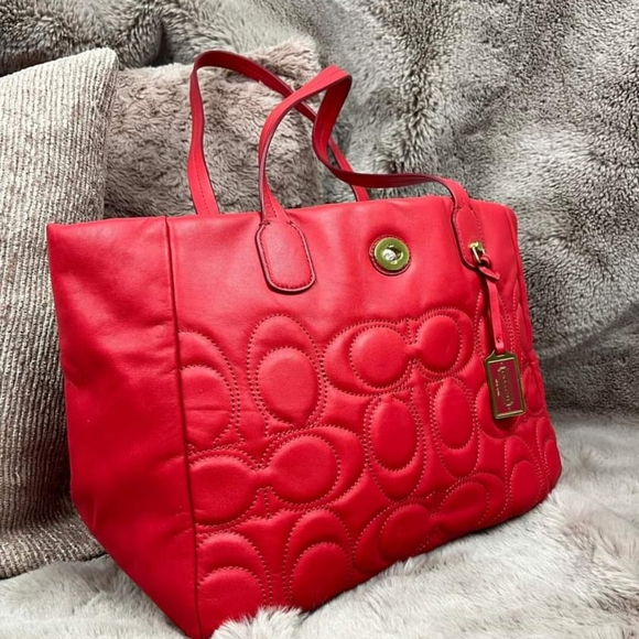 COACH Soft Leather Bag - Picture 2 of 8